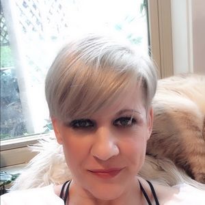 Meet your Posher, Ingrid